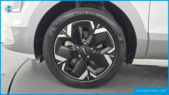 KIA NIRO EARTH