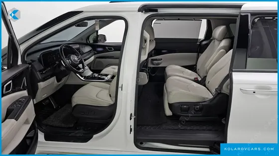 KIA CARNIVAL GASOLINE 7-SEATER SIGNATURE