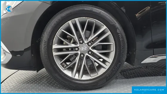 HYUNDAI GRANDEUR 3.0 LPI MODERN BASIC (RENTAL CAR)