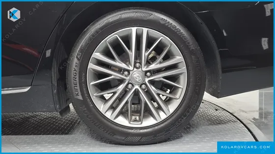 HYUNDAI GRANDEUR 3.0 LPI MODERN BASIC (RENTAL CAR)
