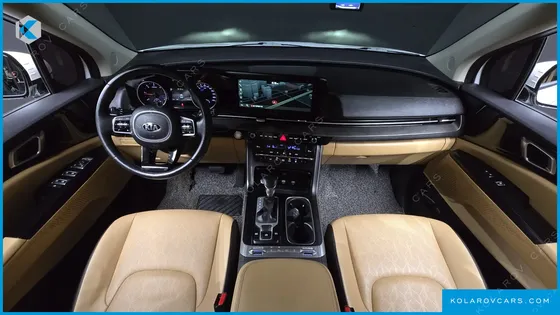 KIA CARNIVAL DIESEL 9-SEATER PRESTIGE