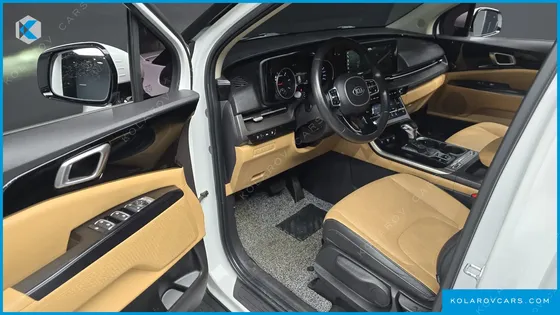 KIA CARNIVAL DIESEL 9-SEATER PRESTIGE