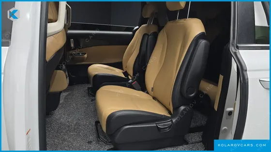 KIA CARNIVAL DIESEL 9-SEATER PRESTIGE