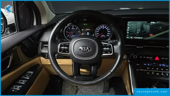 KIA CARNIVAL DIESEL 9-SEATER PRESTIGE