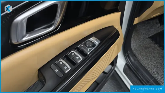 KIA CARNIVAL DIESEL 9-SEATER PRESTIGE