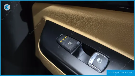 KIA CARNIVAL DIESEL 9-SEATER PRESTIGE
