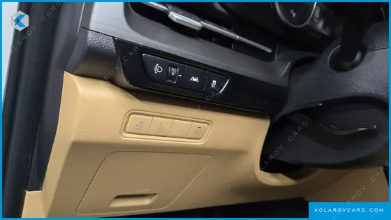 KIA CARNIVAL DIESEL 9-SEATER PRESTIGE