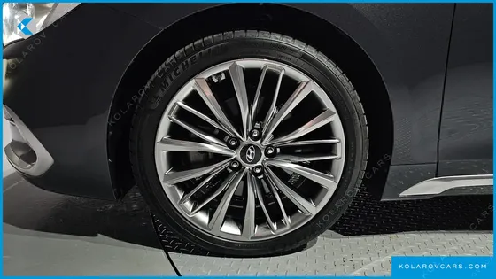 HYUNDAI GRANDEUR 3.0 EXCLUSIVE