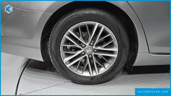 HYUNDAI GRANDEUR 2.4 PREMIUM
