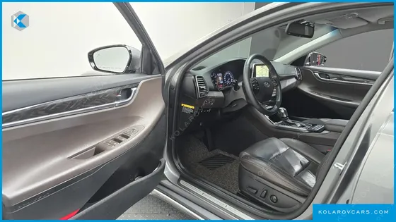 HYUNDAI GRANDEUR 2.4 PREMIUM