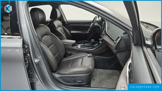 HYUNDAI GRANDEUR 2.4 PREMIUM