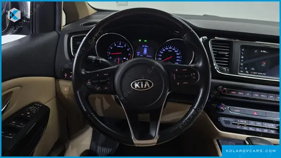 KIA CARNIVAL GASOLINE 7-SEATER LIMOUSINE