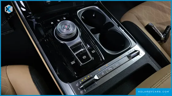 KIA CARNIVAL DIESEL 9-SEATER NOBLESSE