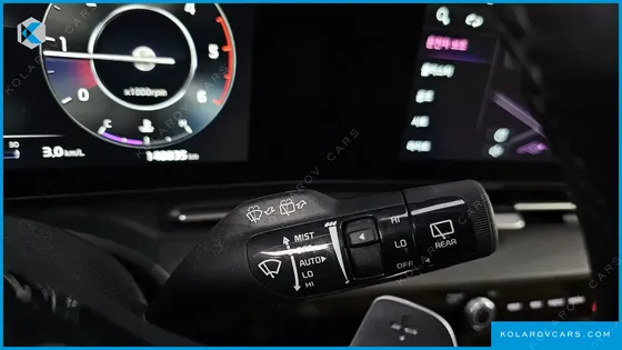 KIA CARNIVAL DIESEL 9-SEATER NOBLESSE