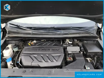 KIA CARNIVAL 7-SEATER LIMOUSINE