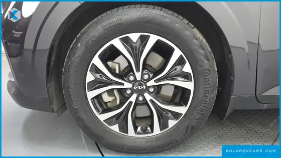 KIA CARNIVAL DIESEL 11-SEATER PRESTIGE