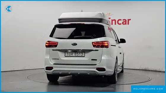 KIA CARNIVAL 9-SEATER HI-LIMOUSINE