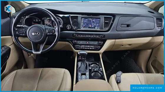 KIA CARNIVAL 9-SEATER HI-LIMOUSINE