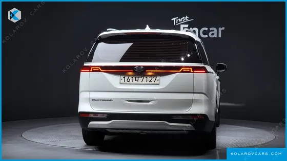 KIA CARNIVAL DIESEL 9-SEATER PRESTIGE