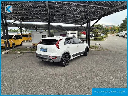 KIA NIRO EARTH