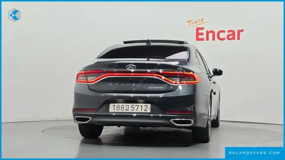 HYUNDAI GRANDEUR 3.0 LPI EXCLUSIVE (RENTAL CAR)