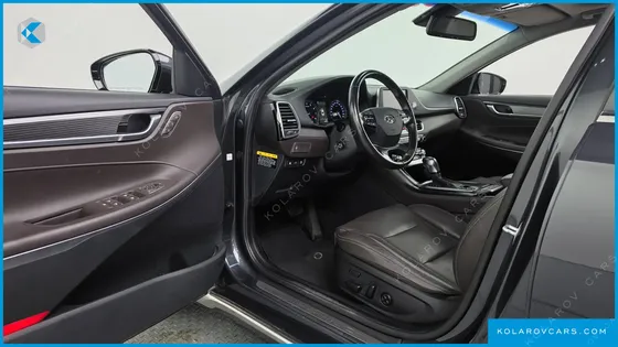 HYUNDAI GRANDEUR 3.0 LPI EXCLUSIVE (RENTAL CAR)