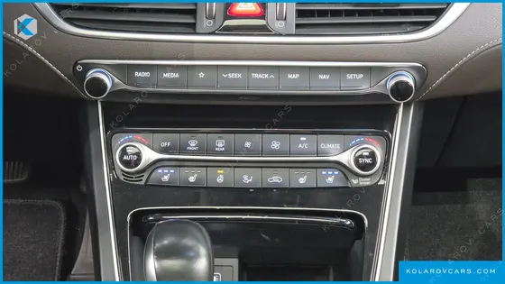 HYUNDAI GRANDEUR 3.0 LPI EXCLUSIVE (RENTAL CAR)