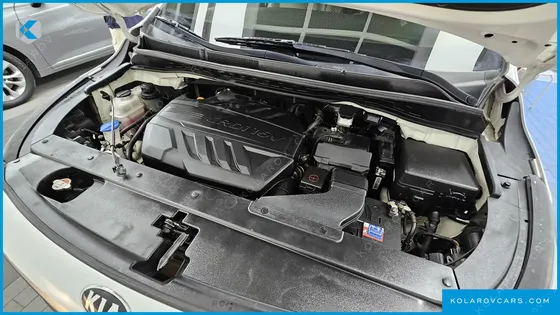 KIA CARNIVAL 11-SEATER DELUXE