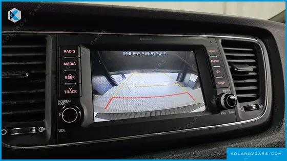 KIA CARNIVAL 11-SEATER DELUXE