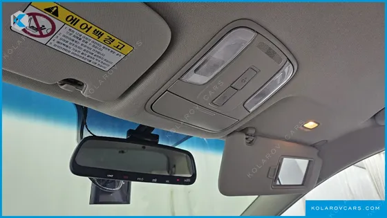 KIA CARNIVAL 11-SEATER DELUXE