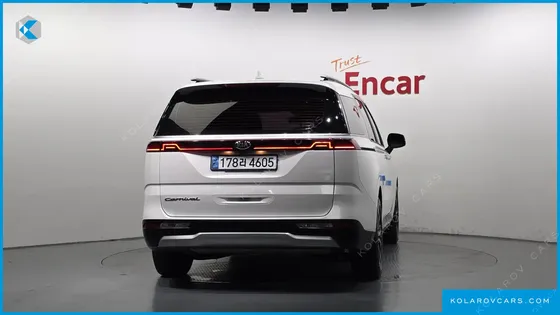 KIA CARNIVAL DIESEL 9-SEATER PRESTIGE