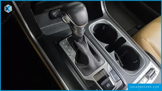 KIA CARNIVAL DIESEL 9-SEATER PRESTIGE