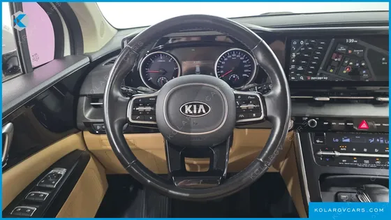 KIA CARNIVAL DIESEL 9-SEATER PRESTIGE