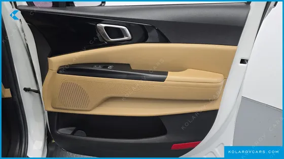 KIA CARNIVAL DIESEL 9-SEATER PRESTIGE