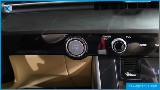 KIA CARNIVAL DIESEL 9-SEATER PRESTIGE