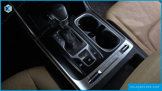 KIA CARNIVAL DIESEL 9-SEATER PRESTIGE