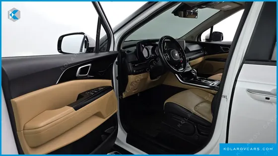 KIA CARNIVAL DIESEL 9-SEATER PRESTIGE