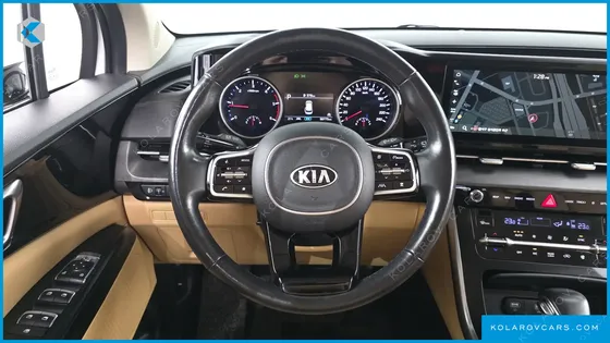 KIA CARNIVAL DIESEL 9-SEATER PRESTIGE