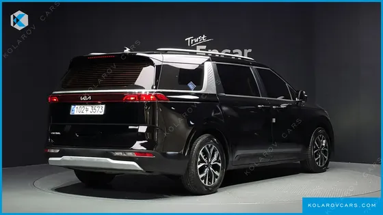 KIA CARNIVAL DIESEL 9-SEATER PRESTIGE