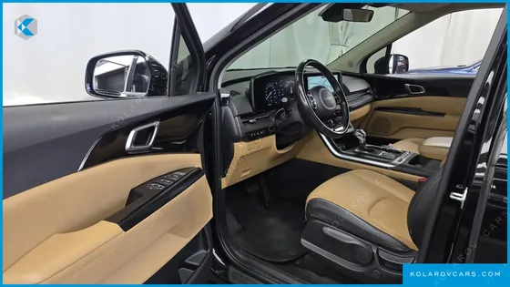 KIA CARNIVAL DIESEL 9-SEATER PRESTIGE