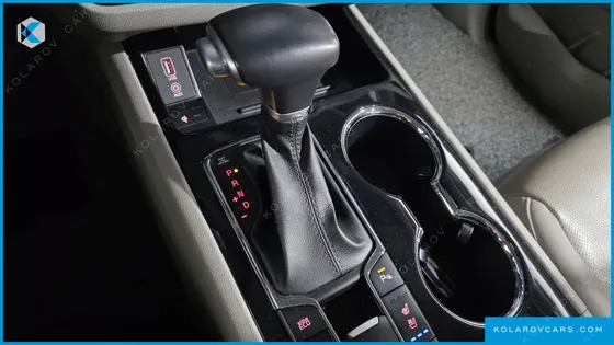KIA CARNIVAL 9-SEATER NOBLESSE SPECIAL