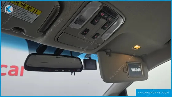 KIA CARNIVAL 9-SEATER NOBLESSE SPECIAL