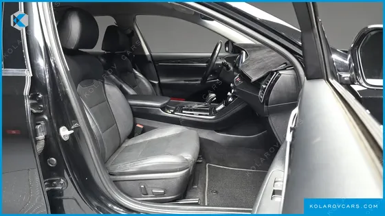HYUNDAI GRANDEUR 2.4 PREMIUM