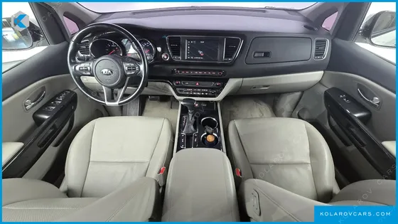 KIA CARNIVAL 9-SEATER PRSTIGE