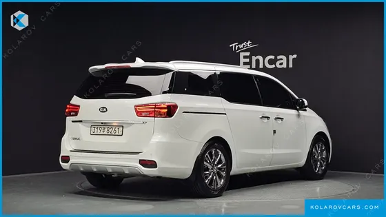KIA CARNIVAL 9-SEATER PRSTIGE