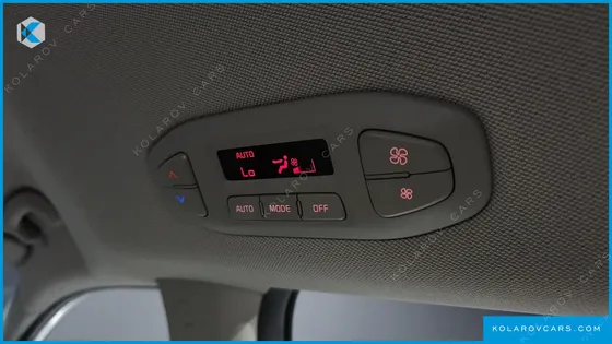 KIA CARNIVAL 9-SEATER PRSTIGE