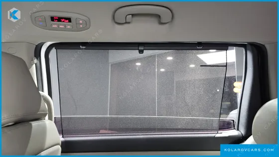 KIA CARNIVAL 9-SEATER PRSTIGE
