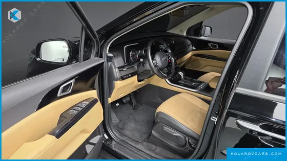 KIA CARNIVAL DIESEL 9-SEATER PRESTIGE