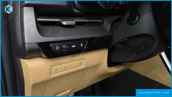 KIA CARNIVAL DIESEL 9-SEATER PRESTIGE