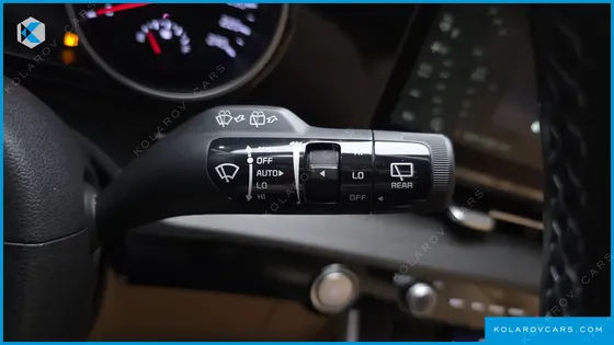 KIA CARNIVAL DIESEL 9-SEATER PRESTIGE